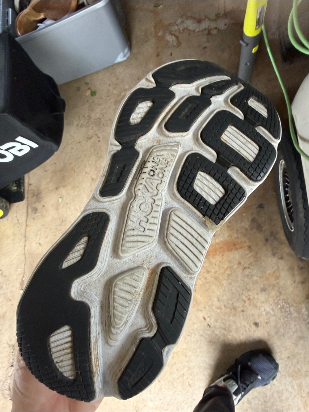 Hoka Bondi 7 Men's Running Shoes in Black and White size 8.5 - Picture 7 of 8
